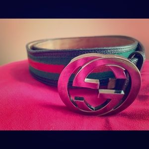 Men’s Gucci belt